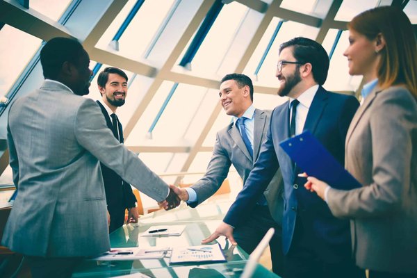 Bagues de fiançailles ou alliance : quelle différence ?