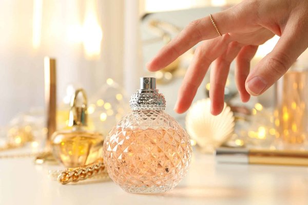 Parfum de luxe de dubaï : les accords, les notes et les tendances actuelles